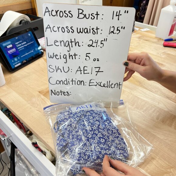 Monteau Floral Ruffle Sleeve Wrap Peplum Blouse Blue White Size Small - Picture 10 of 11